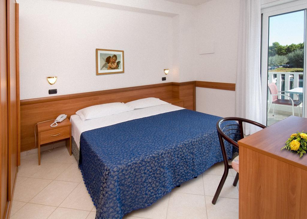 Hotel Clipper Giulianova Cameră foto
